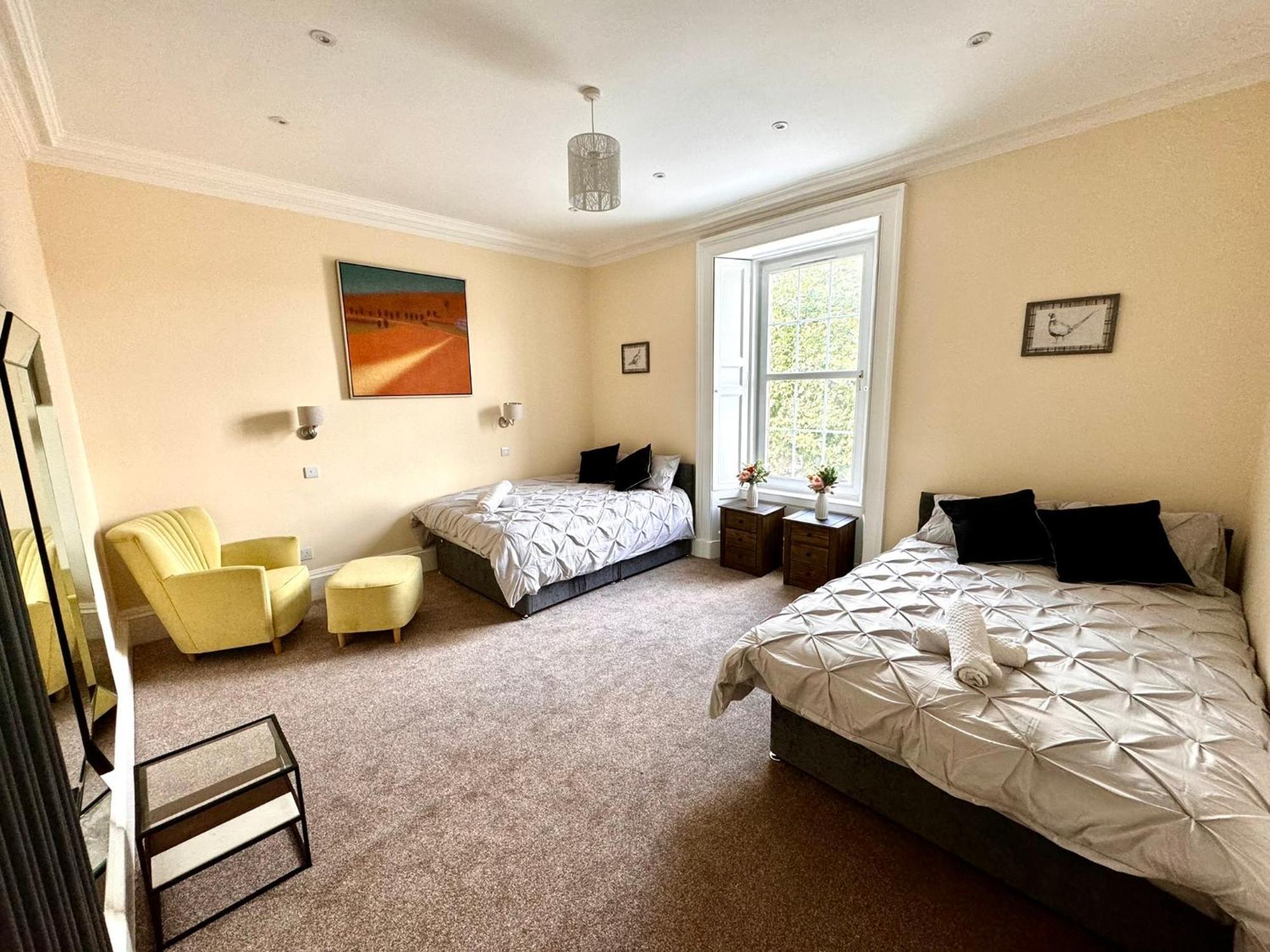 Georgian Luxury Apartment - Superfast Wifi - Parking Available Edinburgh Exterior photo